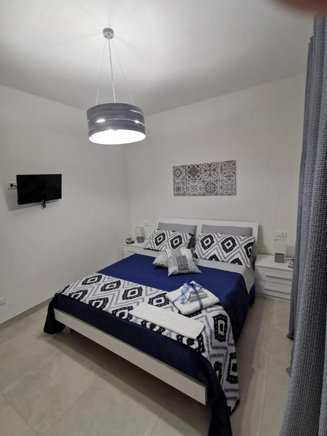 Holiday Apartments 산비토로카포 외부 사진