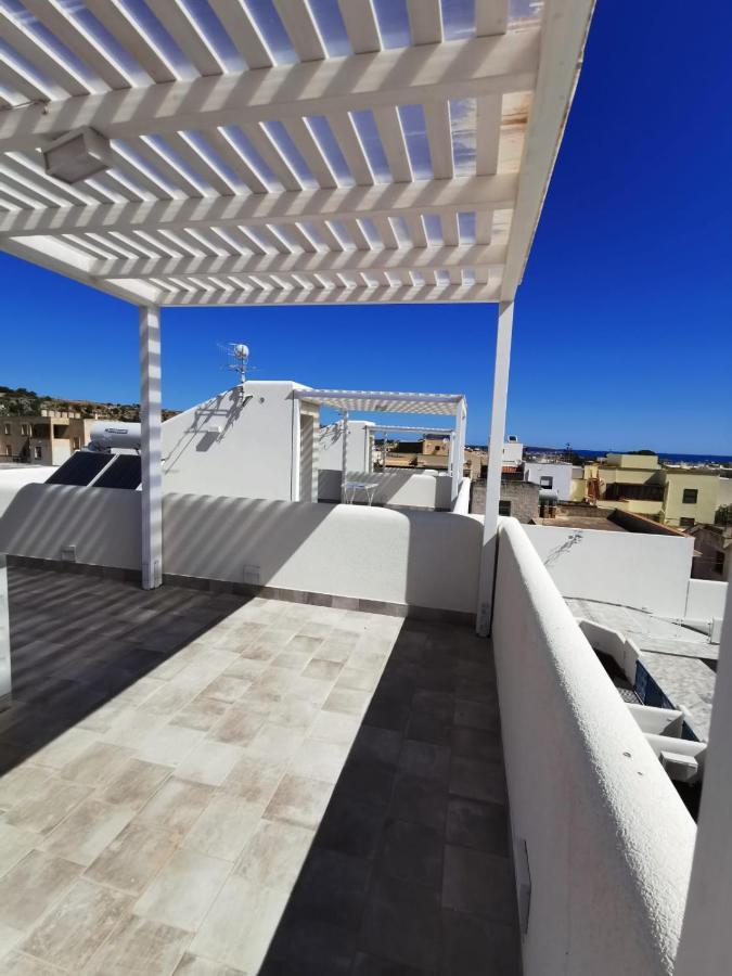 Holiday Apartments 산비토로카포 외부 사진
