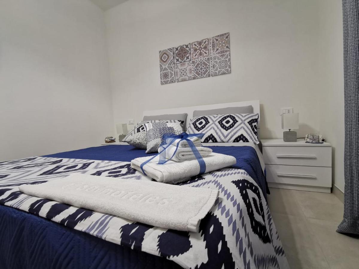 Holiday Apartments 산비토로카포 외부 사진